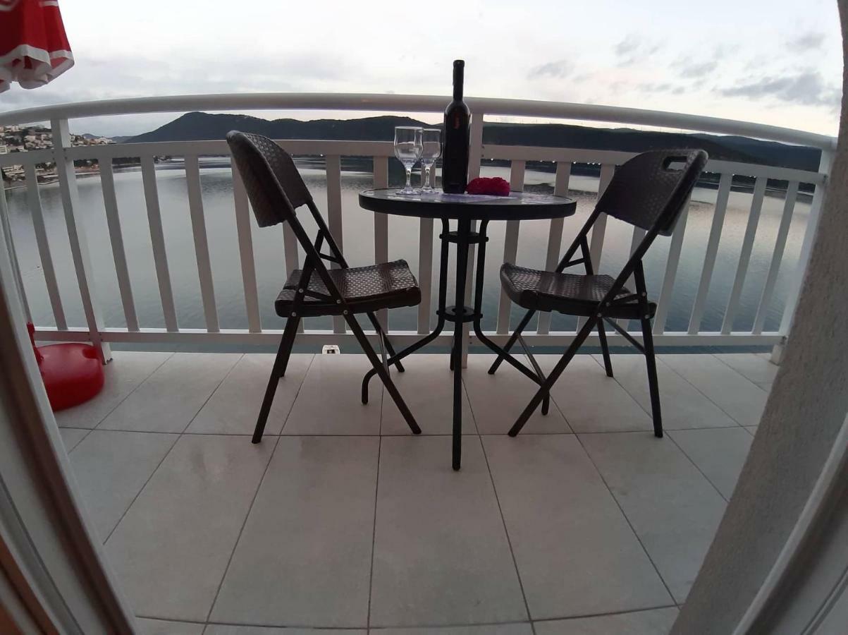 Apartments Leza Neum Exterior photo
